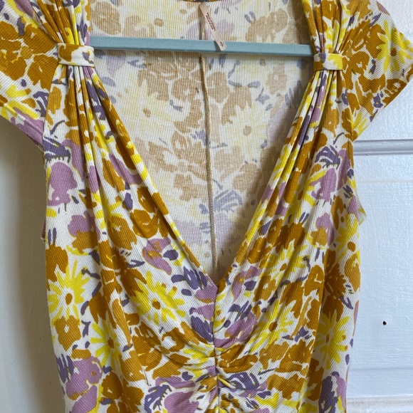 NOT AVAILABLE - Picture 4 of 6